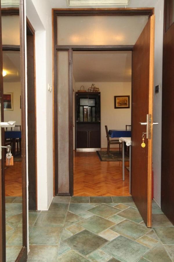 Apartments And Rooms With Parking Space Rovinj - 7170 Extérieur photo