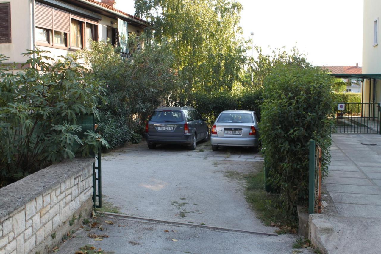 Apartments And Rooms With Parking Space Rovinj - 7170 Extérieur photo