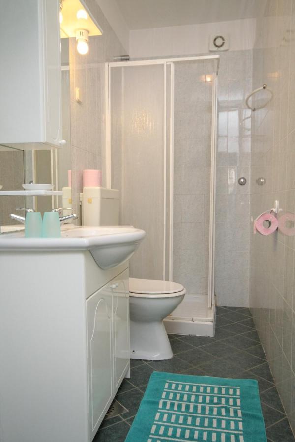 Apartments And Rooms With Parking Space Rovinj - 7170 Extérieur photo