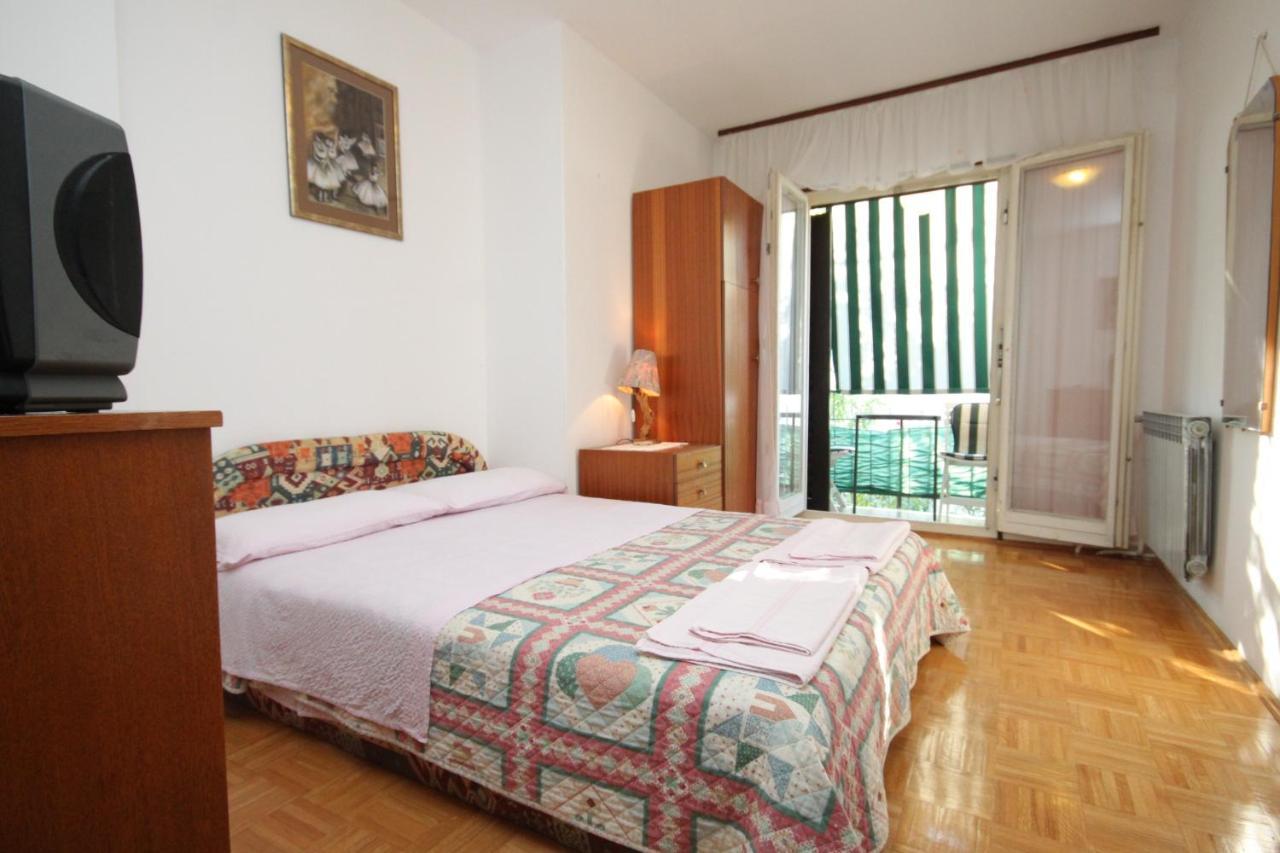 Apartments And Rooms With Parking Space Rovinj - 7170 Extérieur photo